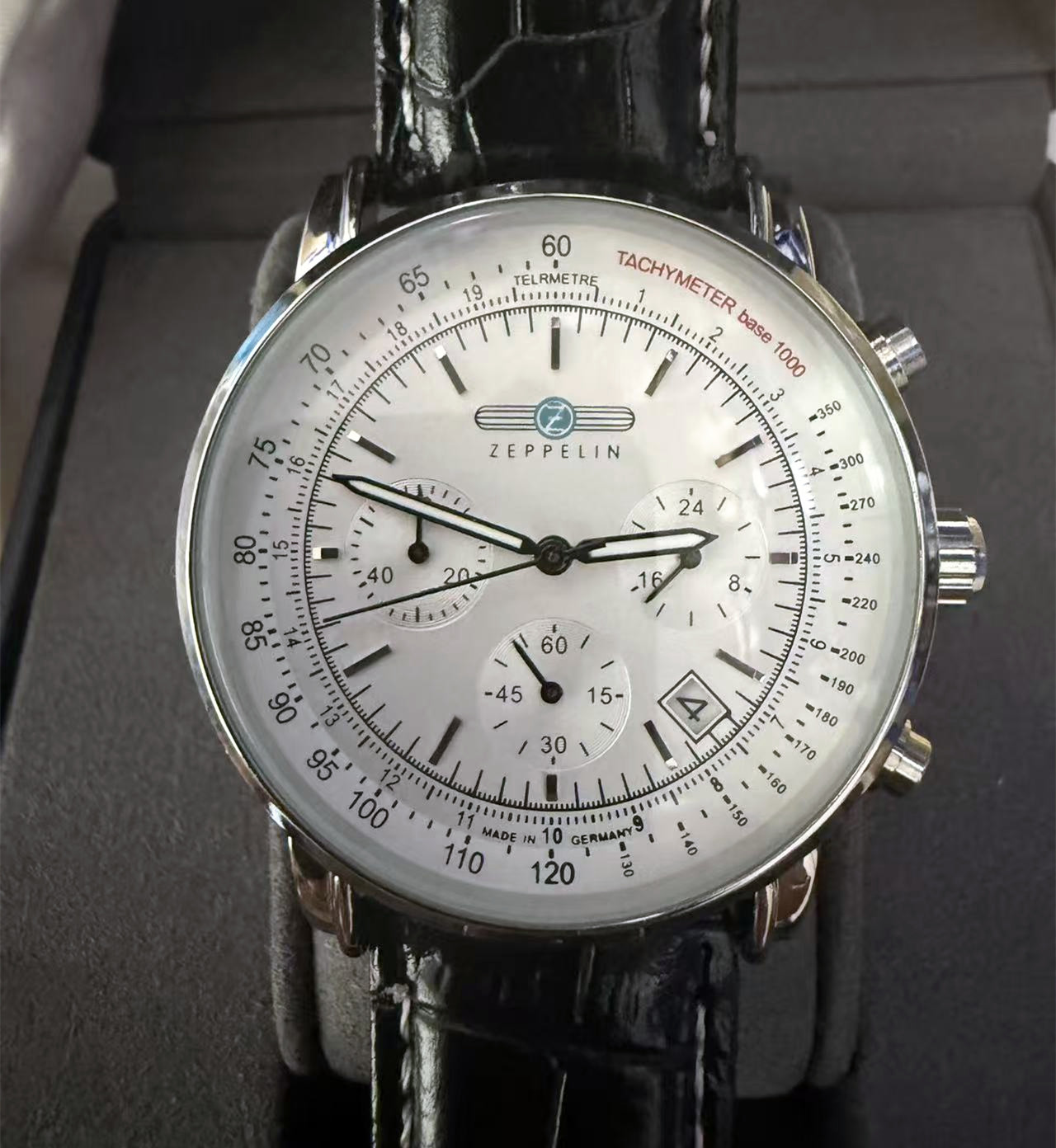 럭셔리 제플린 남성용 시계 자동 날짜 쿼츠 3개의 눈금 - Luxury Watch Display Case 리뷰 및 가격