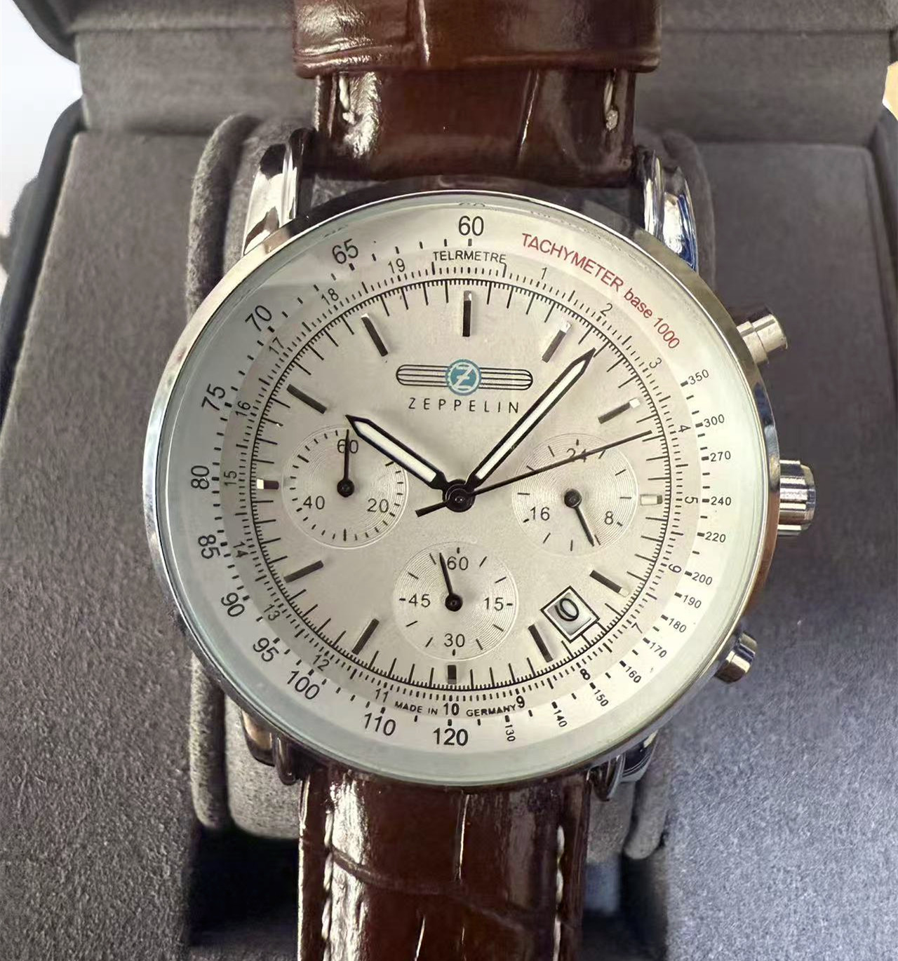 럭셔리 제플린 남성용 시계 자동 날짜 쿼츠 3개의 눈금 - Luxury Watch Display Case 리뷰 및 가격