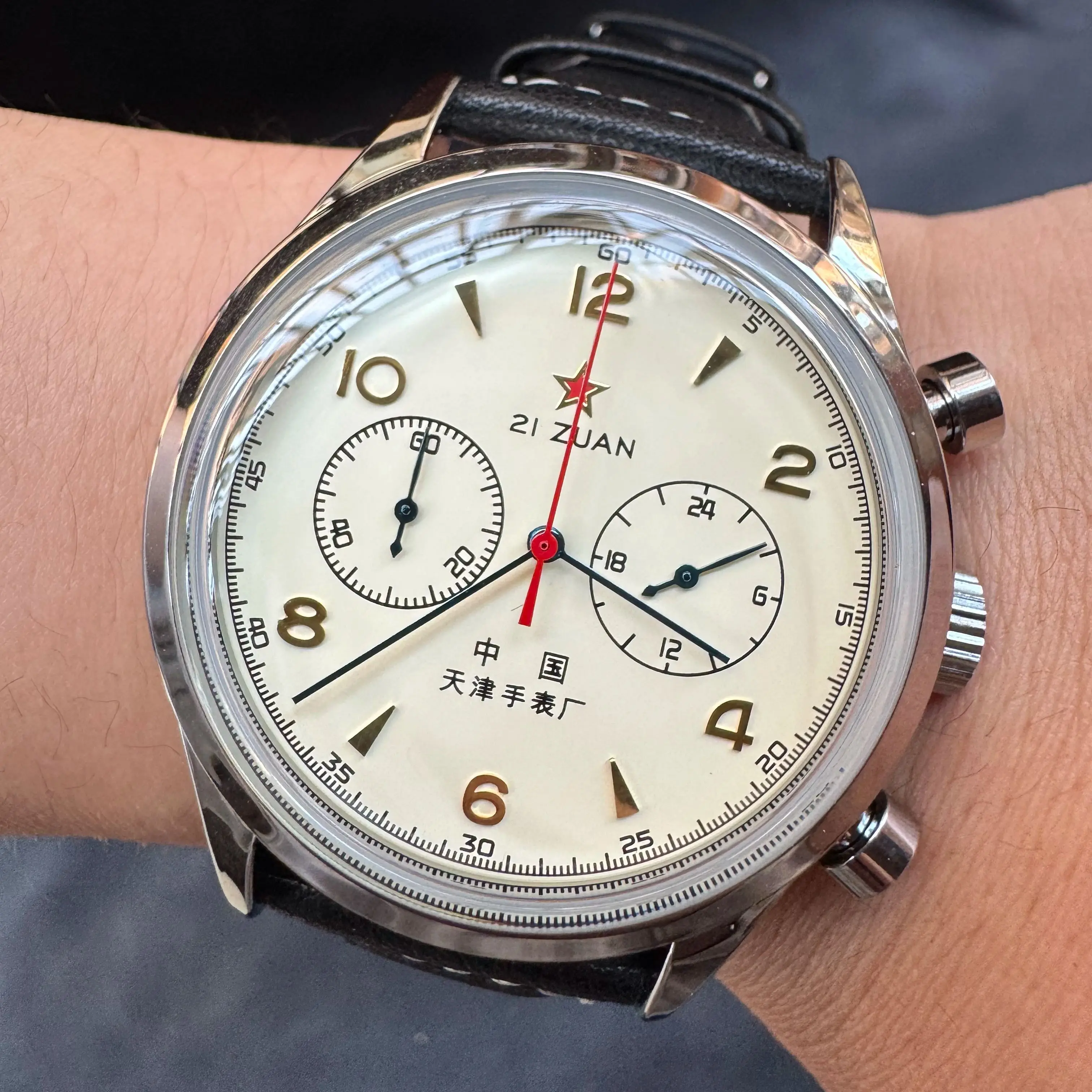 남성용 시계 1963 파일럿 오토매틱 시계 42mm 방 - Chronograph Flyback Watch 리뷰 및 가격