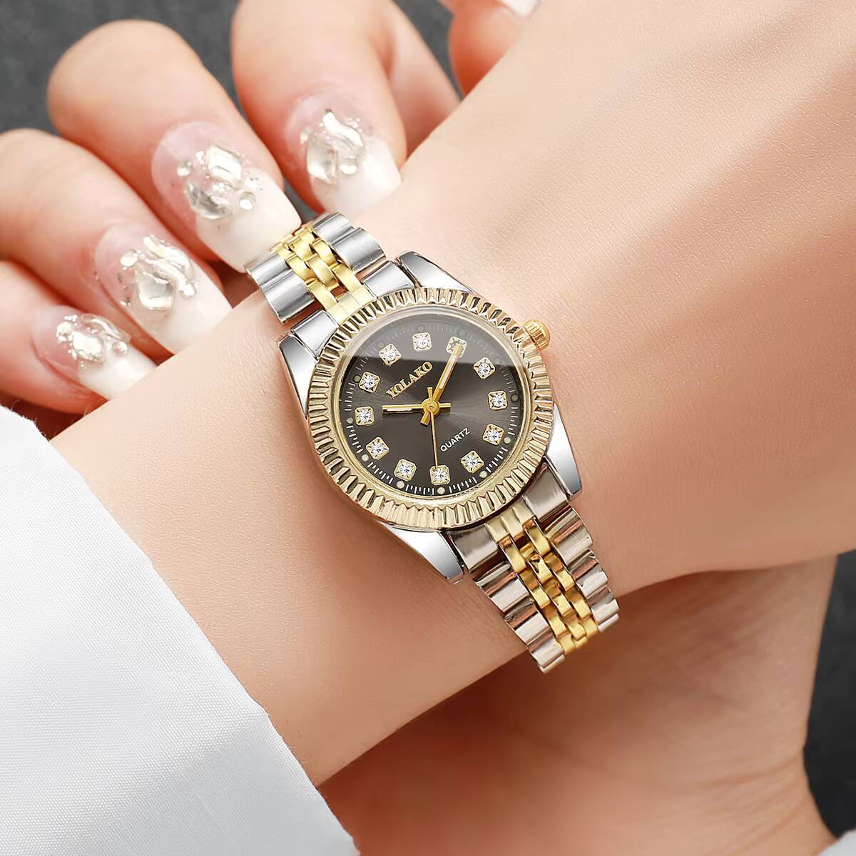패션 라인스톤 여성 쿼츠 시계 럭셔리 스테인레스 스틸  - Luxury Watch Display Case 리뷰 및 가격